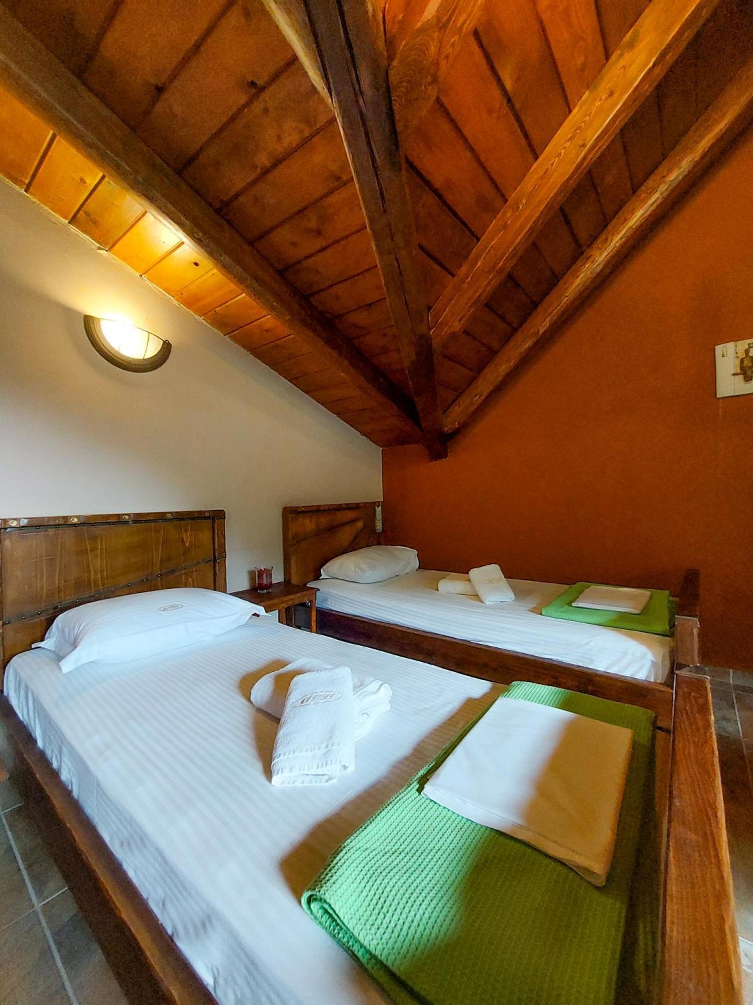Metohi Hotel Marioláta Екстериор снимка